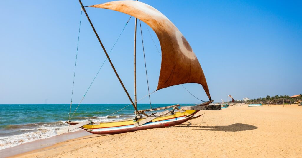 Negombo tourist boat