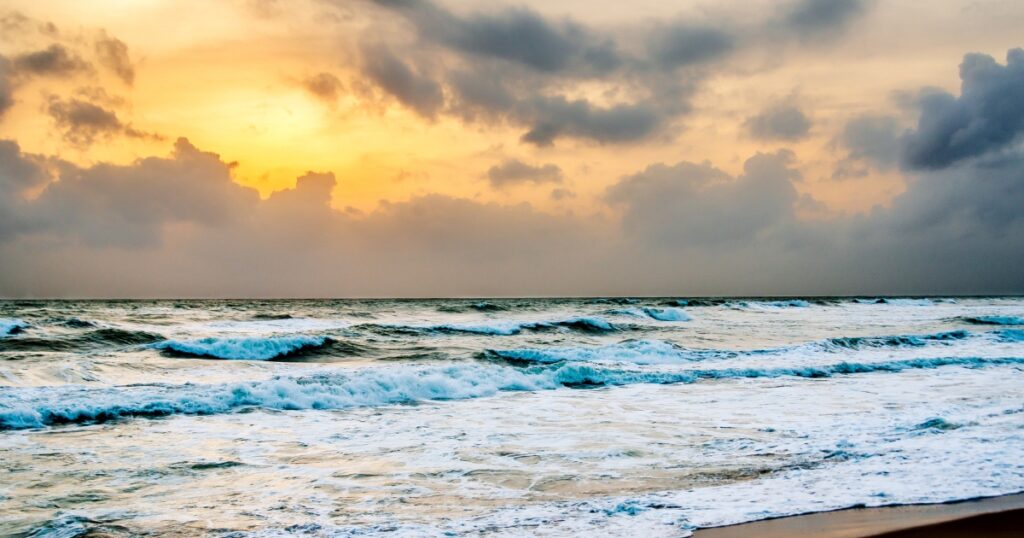 kalutara beach sunset