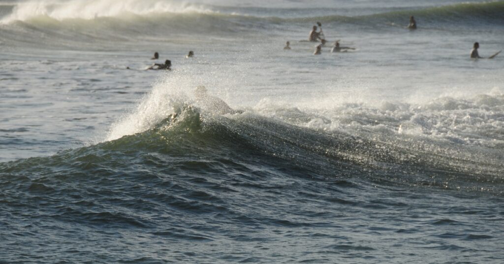 arugam bay waves