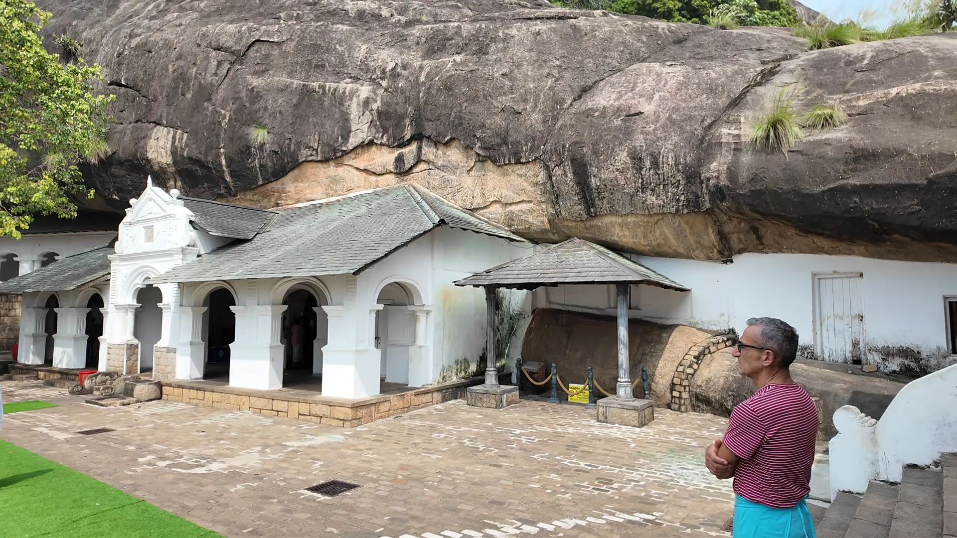 Dambulla-cave
