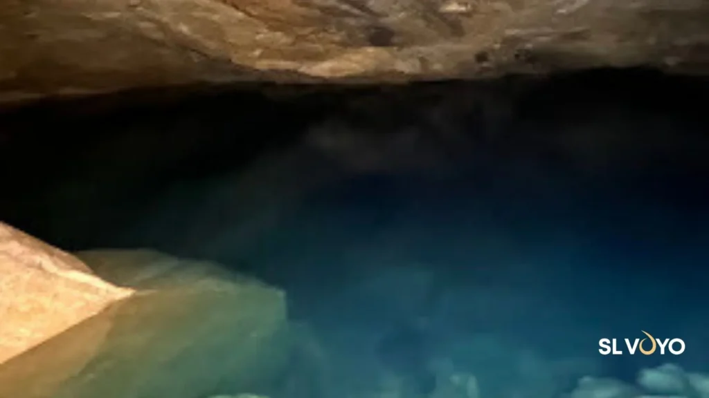 Nil Diya Pokuna underground blue water pond hidden in Ella forest