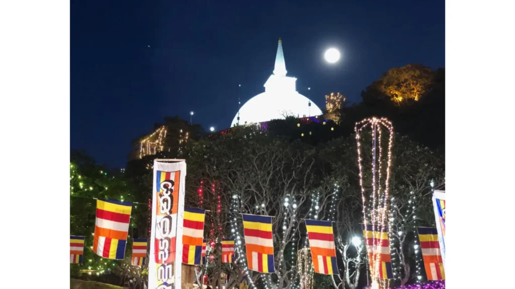 Anuradhapura Poson festival pilgrims
