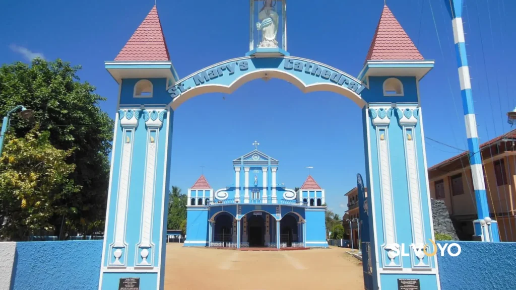 Bllue beach batticaloa