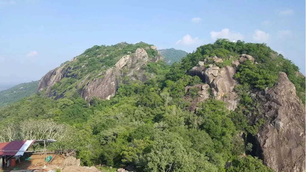 Dimbulagala mountain