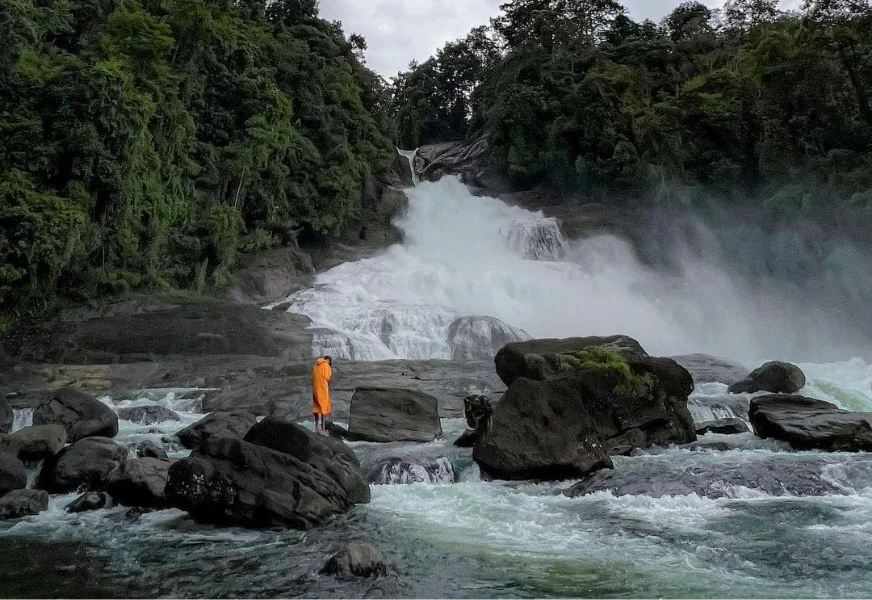 bopath-falls in-sri-lanka