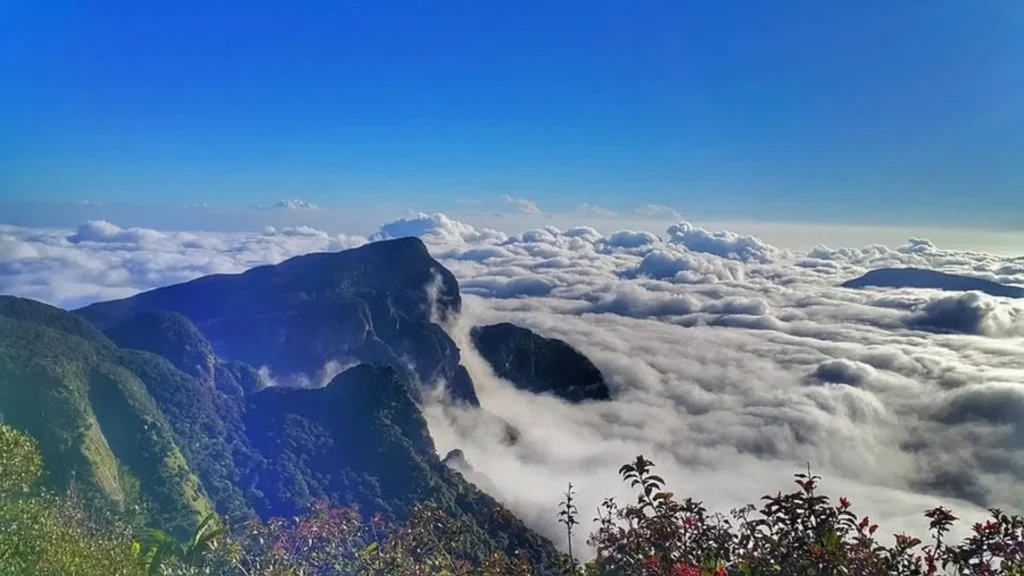 nukels mountain range